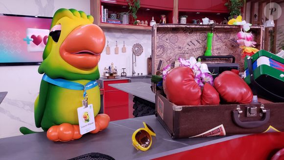 Louro Mané e Ana Maria Braga encontram Jesus Cristo em inteligência artificial da web