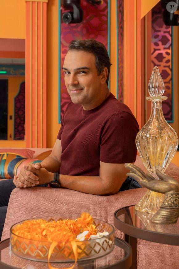 'BBB 25' Tadeu Schmidt tem quase 2 metros de altura e já tentou ser jogador de vôlei