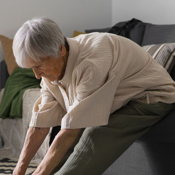 A sarcopenia é uma doença que causa a acelerada perda de massa e força muscular com redução do desempenho físico nos indivíduos