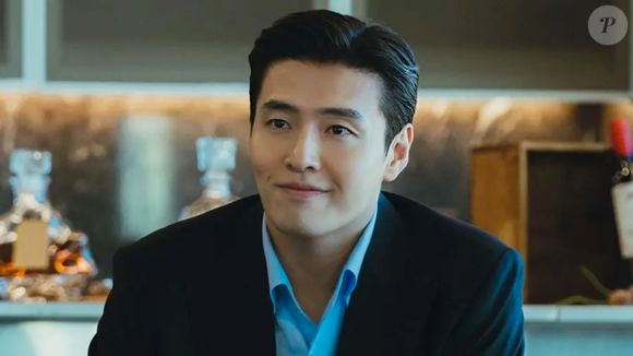 Kang Ha-neul vive Han Beom-woo, dono de um restaurante de Seul que busca chefs 3 estrelas para o seu negócio