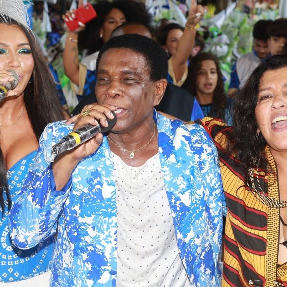 6 também é o número de estandartes de ouro que Neguinho da Beija-Flor conquistou na carreira