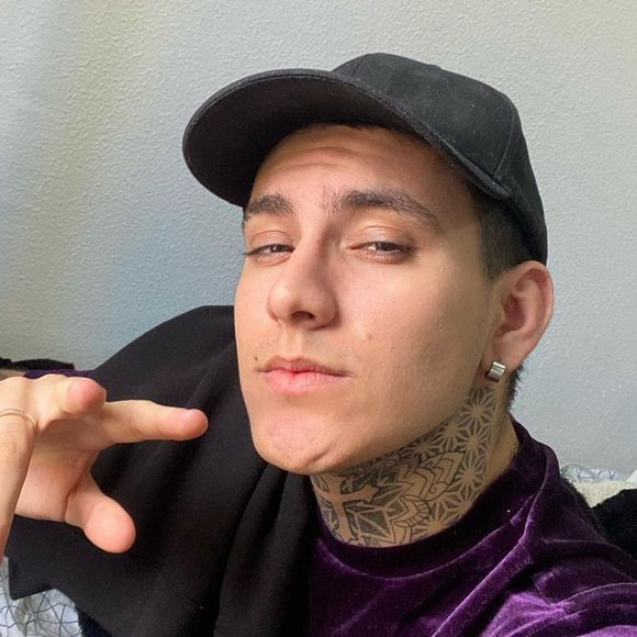 Arthur Urach ao Purepeople: ‘Andressa sempre me ensinou desde pequeno a nunca se importar com o que os outros falam’