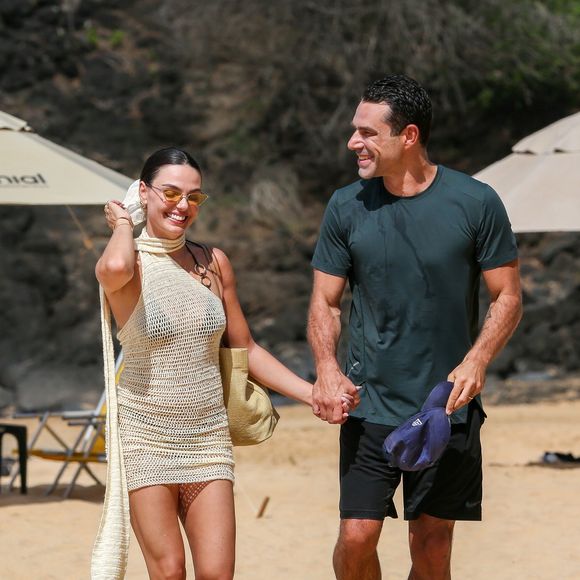 2024: depois do casamento civil com Marcus Buaiz, Isis Valverde curtiu um passeio por Fernando de Noronha