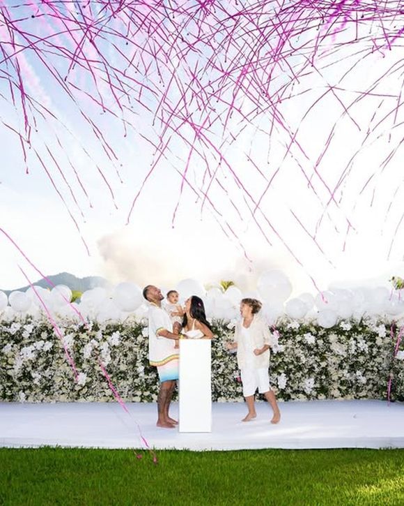 Bruna Biancardi está grávida de sua segunda filha de Neymar, que foi anunciada no Natal