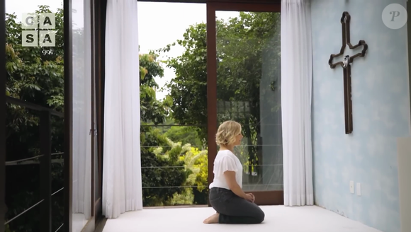 Heloisa Périssé lidou com um problema de saúde que intensificou ainda mais sua relação com a fé: um tumor na glândula salivar do lado esquerdo