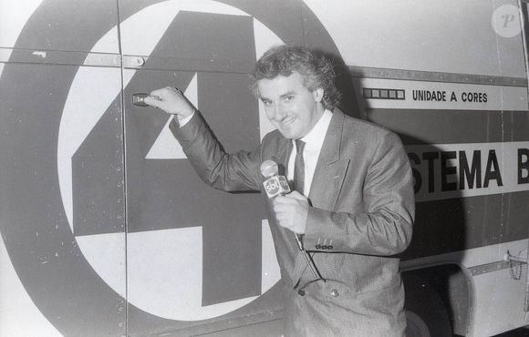 Otávio Mesquita se lançou como apresentador de TV no final dos anos 1980 e já tem passagens pelo SBT, Record, Band, RedeTV! e Manchete