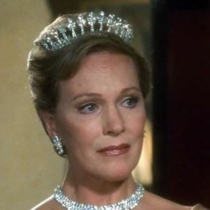 Julie Andrews está fora de O Diário da Princesa 3. A atriz explicou que atualmente prefere se dedicar a livros, podcasts e trabalhos de voz