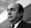 Além de um dos escritores de língua espanhola mais importantes do século XX e ganhador do Prêmio Nobel de Literatura em 1971, Neruda foi diplomata, senador e militante político