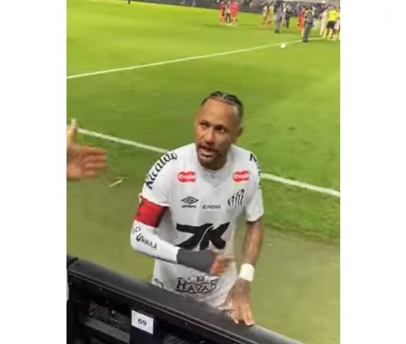Neymar vem sendo alvo de muitas cobranças desde que retornou ao Santos: passagem com poucos gols, eliminações e Z4 do Campeonato Brasileiro