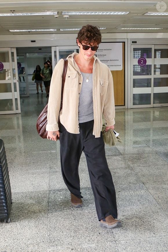 Shawn Mendes chegou ao Rio de Janeiro em fevereiro de 2026 e está hospedado na casa de Bruna Marquezine, sua namorada