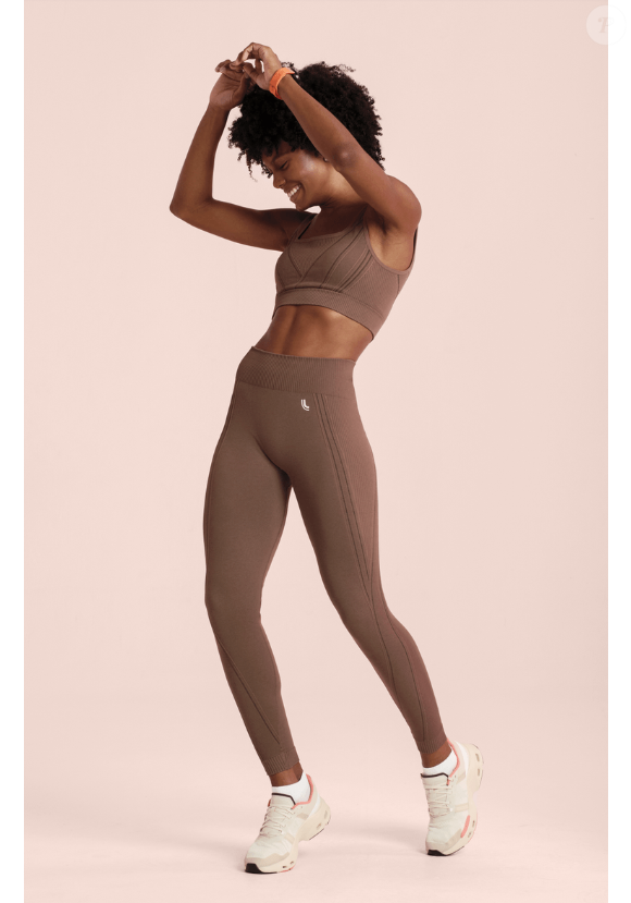 Princesa Diana era adepta ao pilates, e essa calça modelo Max da Lupo seria perfeita para ela usar enquanto praticasse a atividade física.