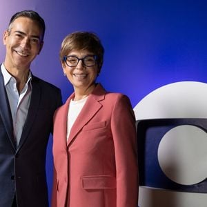 Enquanto a web criticava César Tralli, Renata Lo Prete ganhou muitos elogios de internautas