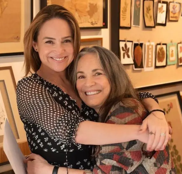 Regina Duarte é mãe de Gabriela Duarte.