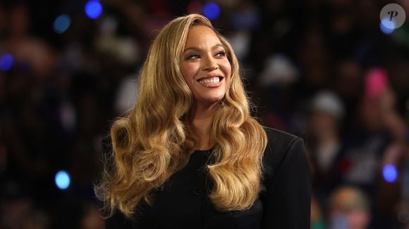Beyoncé construiu uma trajetória icônica no Met Gala, com looks que marcaram a história do tapete vermelho
