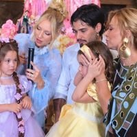 Filha de Virgínia, Maria Alice, de 5 anos, pede para tapar os ouvidos durante parabéns de Maria Flor: pediatra explica que reação isolada não significa um problema de saúde. 'Merece atenção quando esse desconforto se torna frequente'
