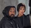 Da comida à proibição para falar: mulher de Kanye West, que surgiu nua no Grammy 2025, segue 'lista de regras' do rapper, diz jornal