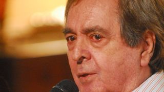 Benedito Ruy Barbosa, internado na UTI, está com Alzheimer? Filha revela real estado de saúde do pai famoso. 'Está...'