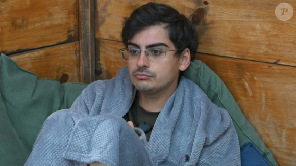 Dudu Camargo pode perder quase R$ 14 mil para pagar advogado de Simony após ser condenado por apalpar a cantora durante transmissão do carnaval 2020