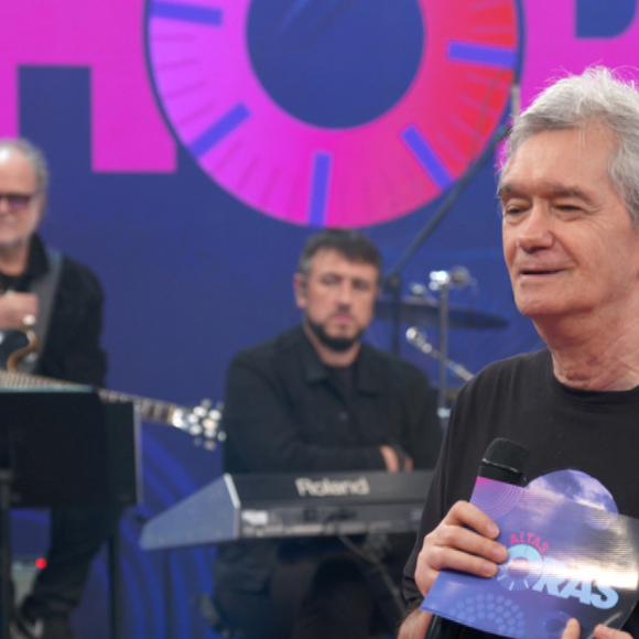 O apresentador Serginho Groisman migrou para a Globo, e atualmente comanda o 'Altas Horas' desde 2000.