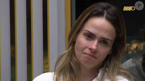 Ainda de luto pela morte do pai, Ana Paula Renault foi beneficiada pela Globo com a oportunidade de escolher se participará dos seus programas pós-reality