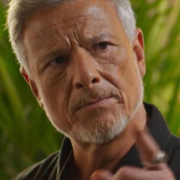 Jaques (Marcello Novaes) será pressionado por Patrícia (Juliana Martins) sobre a morte de Abel (Tony Ramos)