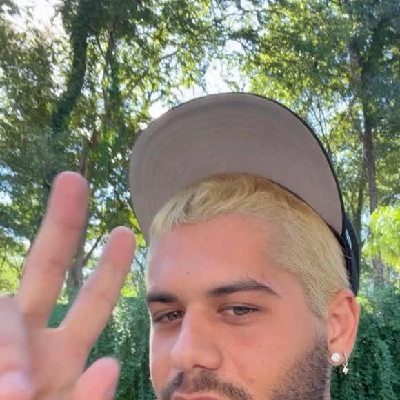 Zé Felipe: ‘Aconteceu uma situação da maquiagem da mãe das crianças que eu não acho errado. Eu concordo. Quando tem alguma coisa que nos incomoda, tem que ser falado’