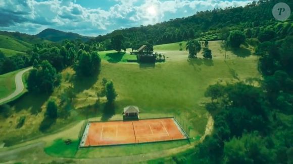 Hotel de luxo em Campos do Jordão (SP): quadras de tênis e de beach tênis estão entre as regalias