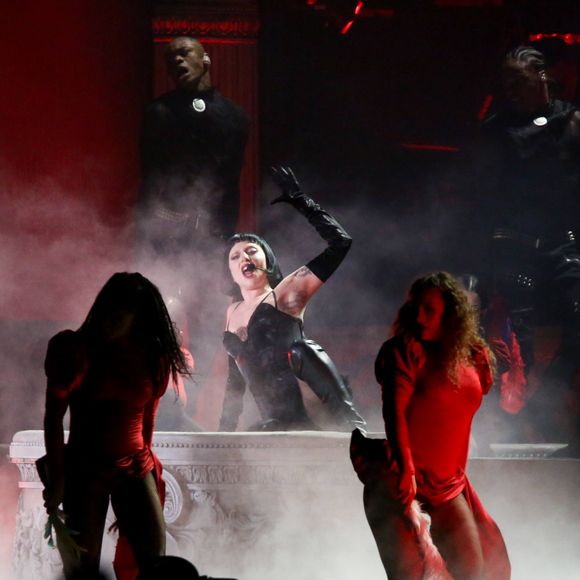 "Cheguei aqui 3 horas da manhã e não nem para ver o show", chegou a criticar um fã de Lady Gaga