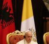 Papa Francisco surpreendeu o mundo em 2015 ao lançar um álbum com rock progressivo, misturando fé e sonoridades ousadas