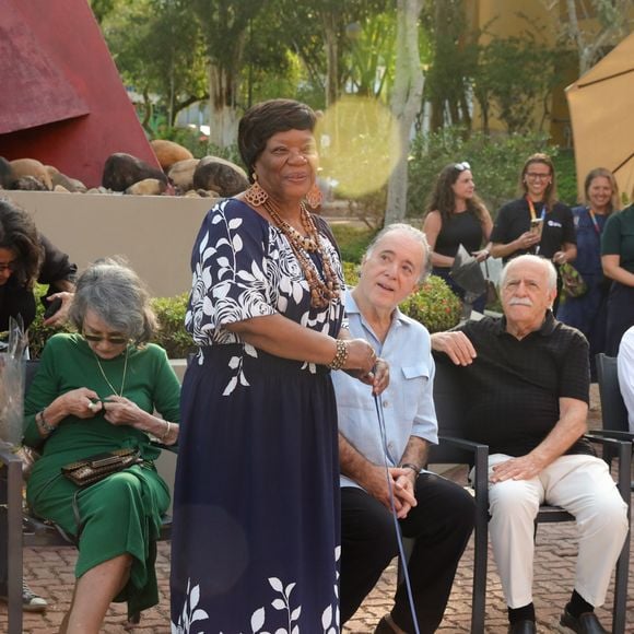 Internautas cobram ausência de veteranos como Glória Menezes, Reginaldo Faria e Susana Vieira