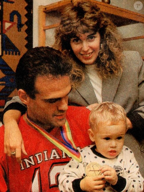Casados desde 1981, Oscar Schmidt e Maria Cristina Victorino Schmidt viveram uma história de amor de mais de 45 anos, iniciada ainda na adolescência