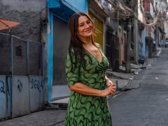 Lígia (Dira Paes) protagonizando em 'Três Graças'. A atriz fará mãe da personagem de Sophie Charlotte