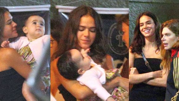 Útero coçou? Bruna Marquezine encanta ao circular com bebê no colo em passeio com Mariana Goldfarb. Fotos!