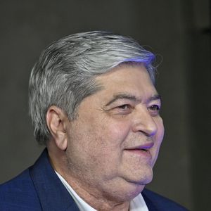 Datena cutucou a equipe ao vivo um dia depois de uma reportagem do site TV Pop, que dizia que a produção estava bem incomodada com o comportamento do apresentador