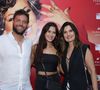 Fátima Bernardes posou com a filha Bia Bonemer e o namorado da jovem durante show de Alcione