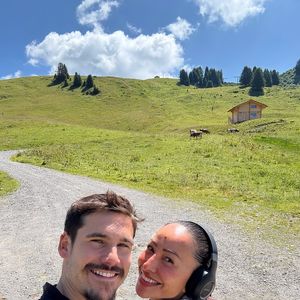 Marido de Sabrina Sato, Nicolas Prattes também se derreteu pelas fotos: ‘Tô aqui num dia incrível de trabalho e meu dia ficou melhor ainda’