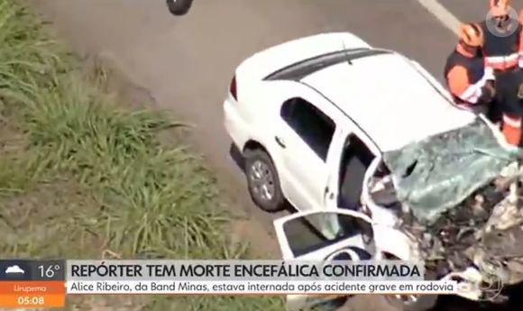 Morte de Alice Ribeiro: carro onde estavam a jornalista e um cinegrafista ficou com a parte da frente destruída ao bater de frente com caminhão