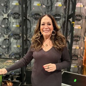 Susana Vieira participou do ‘Encontro com Patrícia Poeta’ e falou que os gays amam imitar Branca, de 'Por Amor'