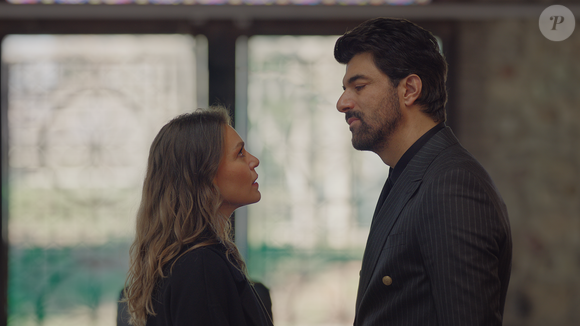 Quando Quando Osman decide comprar a mansão da família Baydemir, os dois se envolvem em um relacionamento perigoso e proibido