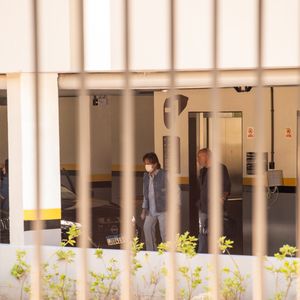 Roberto Carlos deixou o hospital horas após o acidente