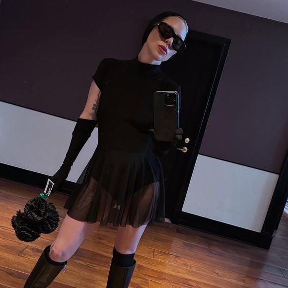 Lady Gaga falou que recebeu o diagnóstico de estresse pós-traumático (TEPT), quando decidiu buscar auxílio médico num hospital, diante de fortes dores.