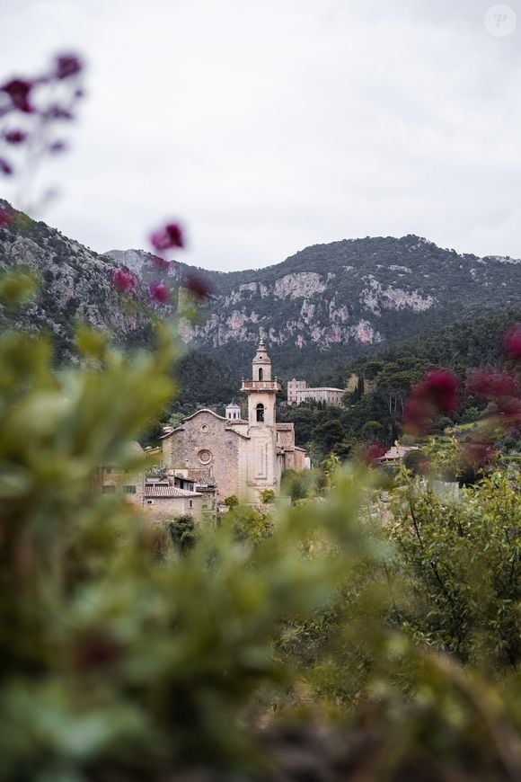 O trecho das Ilhas Baleares é muito famoso pela Serra de Tramuntana, uma cadeia montanhosa reconhecida como Patrimônio Mundial pela UNESCO, e por ser um ponto privilegiado de frente para o Mediterrâneo