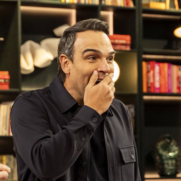 Globo lembrou a Tadeu Schmidt que o 'BBB 26' é um 'experimento social'