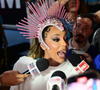 ‘A Globo não tem o menor respeito’: Erika Hilton é esnobada pela emissora ao fazer discurso em escola de samba e web não perdoa