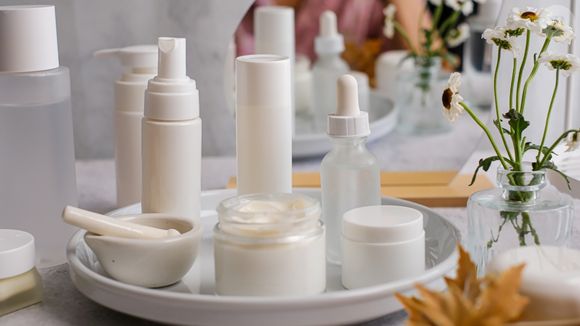 Conheça 3 hábitos da skincare asiática que você pode replicar para melhorar a aparência da pele