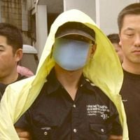 Devorei esse documentário coreano da Netflix em apenas uma noite: a viciante caçada a um serial killer que assombrou o mundo nos anos 2000