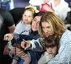 Virginia Fonseca posou ao lado de amiga e das filhas em evento de devoção a fé em Maria