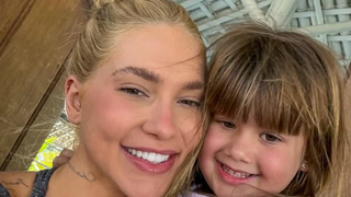 ‘Pode sim haver responsabilização’: advogado comenta próximos passos após Conselho Tutelar notificar escola da filha de Virgínia Fonseca por faltas