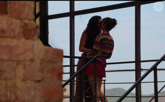 Bruna Marquezine e Alanis Guillen esquentam a segunda temporada de Amor da Minha Vida com cenas românticas que provocaram reações diversas entre os fãs