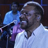 Racha na Vila Isabel: escola de Sabrina Sato toma decisão importante após saída de compositores; polêmica envolve reviravolta na escolha do samba-enredo de Martinho da Vila para o Carnaval 2027. Bastidores!